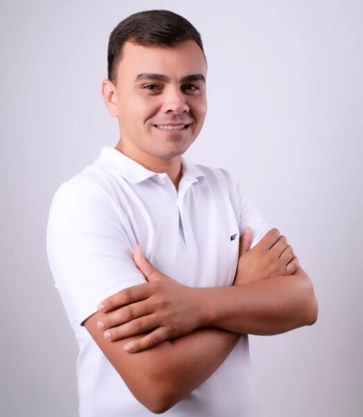 Jessé Oliveira (União Brasil), de 27 anos, era o presidente da Câmara Municipal e assumiu o Poder Executivo de João Dias — Foto: Cedida