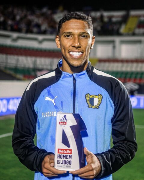 Sorriso, agora no Famalicão, começa bem a temporada 2024/2025 — Foto: Divulgação