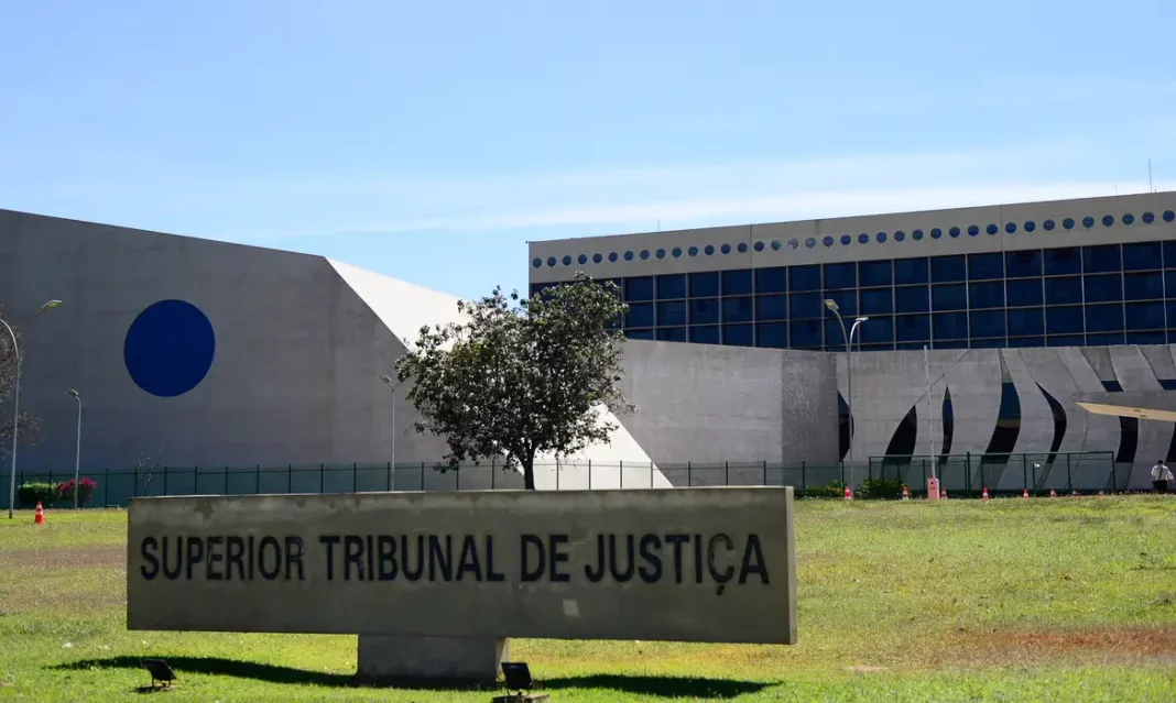 Arma de brinquedo no roubo gera grave ameaça, decide STJ | Marcello Casal Jr/Agência Brasil/Arquivo