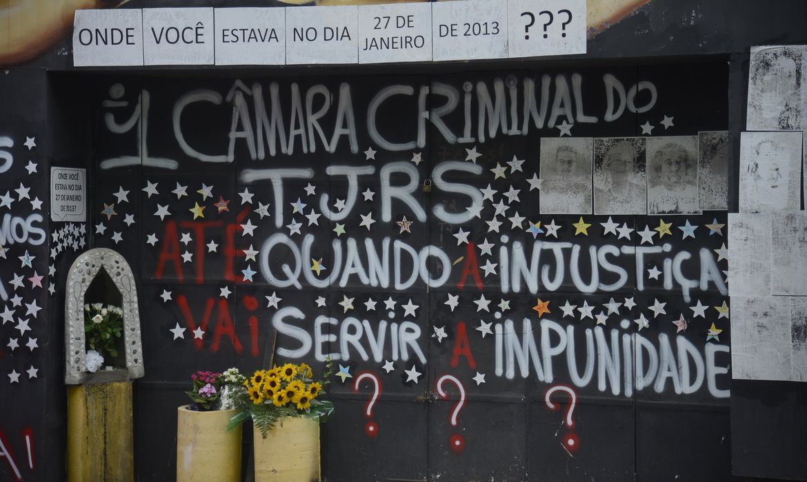 Fachada da Boate Kiss, em Santa Maria, no Rio Grande do Sul