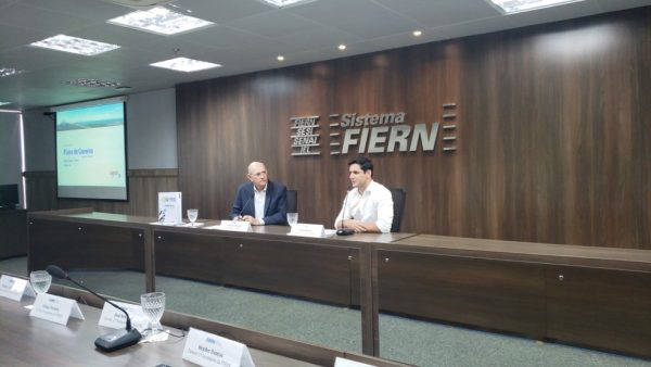 Rafael Motta (Avante) participa de evento na Fiern — Foto: Inter TV Cabugi