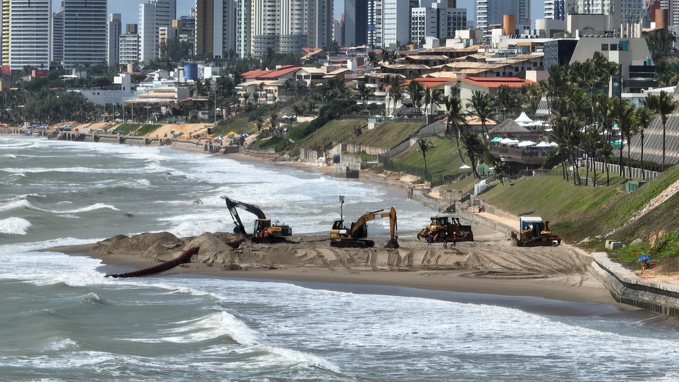 Obra da engorda de Ponta Negra em 23 de setembro de 2023 — Foto: Abraão Junior/cedida