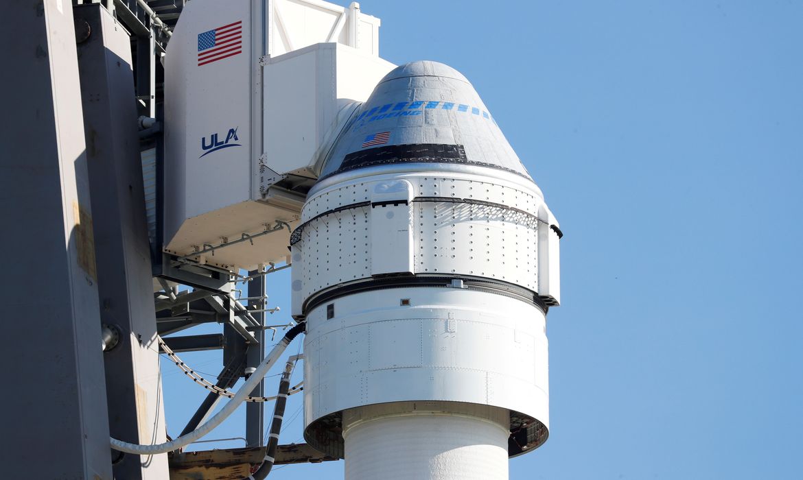 FILE PHOTO: Atlas V rocket carrying Boeing's CST-100 Starliner capsule is seen after launch to International Space Station was delayed, in Cape Canaveral