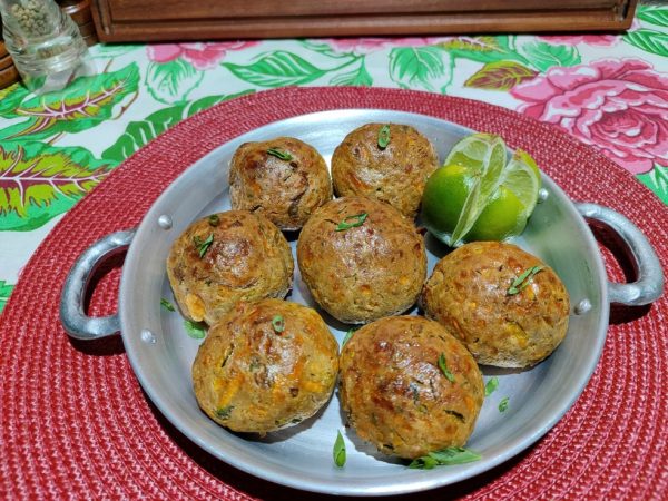 Bolinho de jerimum com carne de sol — Foto: Reprodução/Inter TV Costa Branca