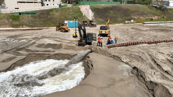 Obra da engorda de Ponta Negra em 23 de setembro de 2024 — Foto: Abraão Junior/cedida