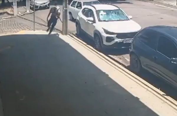 Homem foi preso em flagrante pela polícia — Foto: Reprodução/Inter TV Cabugi