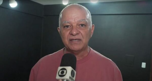 Nando Poeta grava programas e vídeos para suas redes sociais — Foto: Reprodução/Inter TV Cabugi