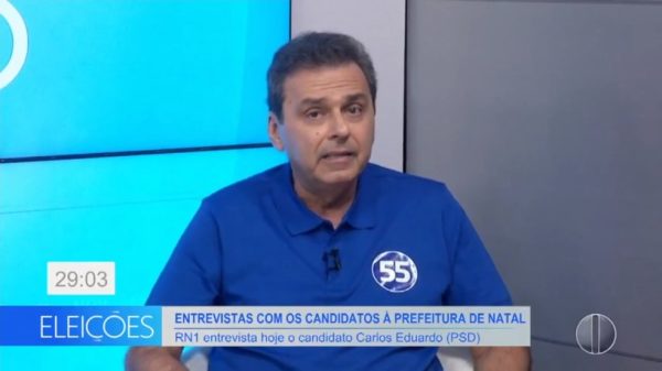 Carlos Eduardo (PSD) concede entrevista ao RN1 — Foto: Inter TV Cabugi