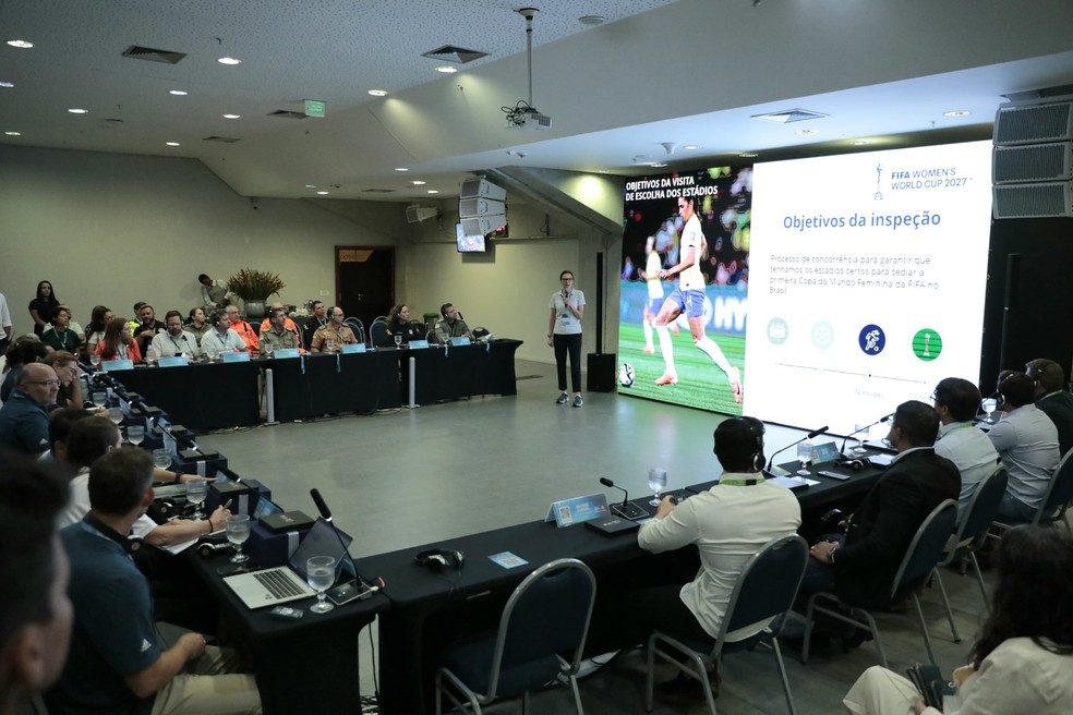 Comitiva da Fifa visita Natal — Foto: Carmen Félix