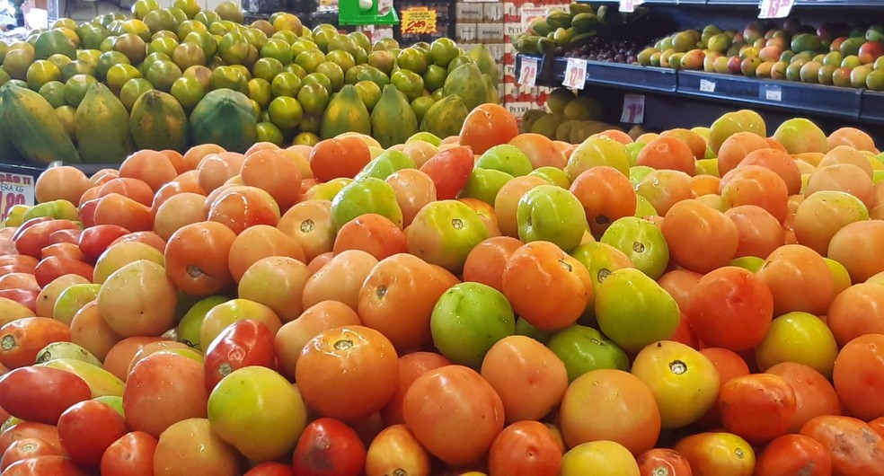 Tomate no supermercado em Natal (RN) — Foto: Sérgio Henrique Santos/Inter TV Cabugi/ARQUIVO