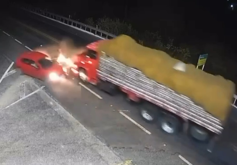 Acidente aconteceu em Assu na noite de segunda-feira — Foto: Reprodução