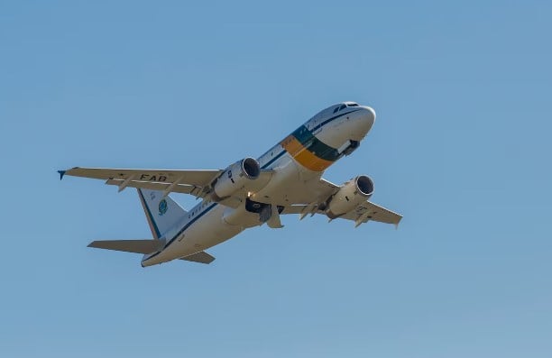 Aeronave VC-1 Airbus A319CJ, conhecido como “Aerolula” | Foto: Enilton Kirchhof/Força Aérea Brasileira (FAB)