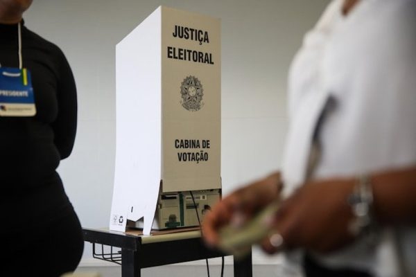 Urna de votação  — Foto: Duda Fortes/Agência RBS